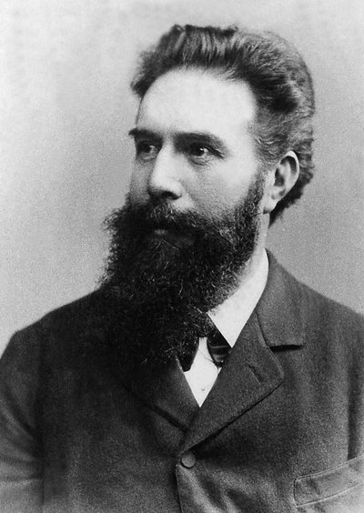 Wilhelm Conrad Röntgen af Unknown photographer