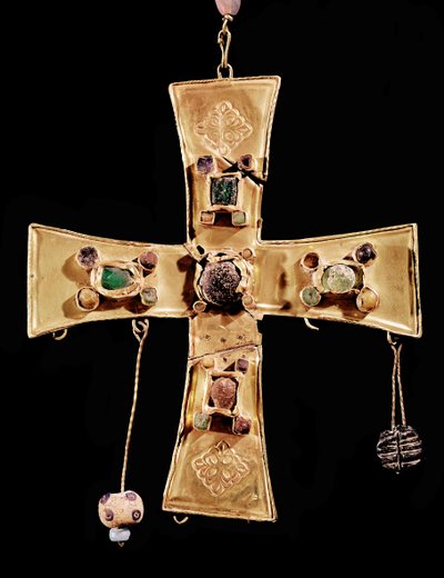Torredonjimeno-kors (metal indlagt med ædelsten og blomsterdekorationer, 6.-7. århundrede) af Visigothic