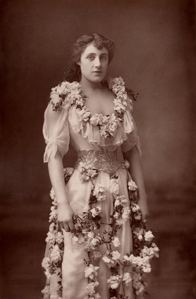 ""Julia Neilson (1868-1957) englantilainen näyttelijä. (woodburytype) af W. and D. (after) Downey