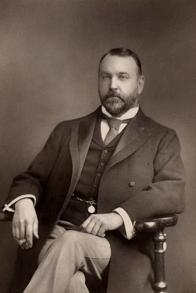 ""Sydney Grundy (1848-1914) engelsk dramatiker og advokat. Forfatter til adskillige skuespil, hovedsageligt komedier og farcer. (woodburytype) af W. and D. (after) Downey