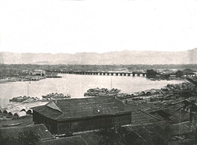 The River Min and the Great Bridge, Foochow, Kina, 1895. af W and S Ltd