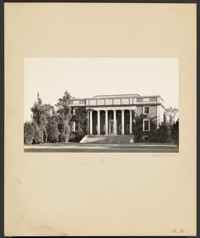[Wheaton College: The Library (1923)] af Walker Evans