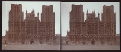 Wells Cathedral, Cathedral Green, Wells, Mendip, Somerset, 1913. af Walter Edward Zehetmayr