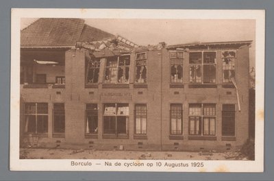 Borculo -- Efter cyklonen den 10. august 1925 af Weenenk and Snel