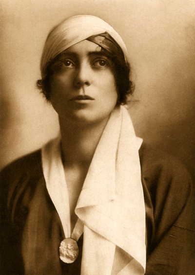 Lady Constance Stewart Richardson, c1913. af White Studios