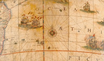 Detalje af kampskibe i Atlanterhavet fra en jordklode 1645/48 af Willem Blaeu