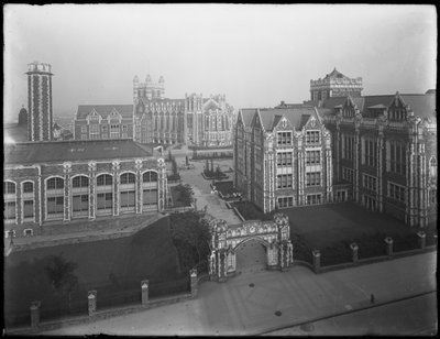 Højvinkelvisning af campus på City College of New York, New York City, 16. juli 1914 af William Davis Hassler