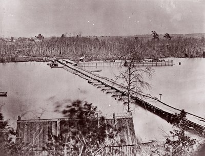 Pontoon Bridge, Broadway Landing, Appomattox River, 1861-65. af William Frank Browne