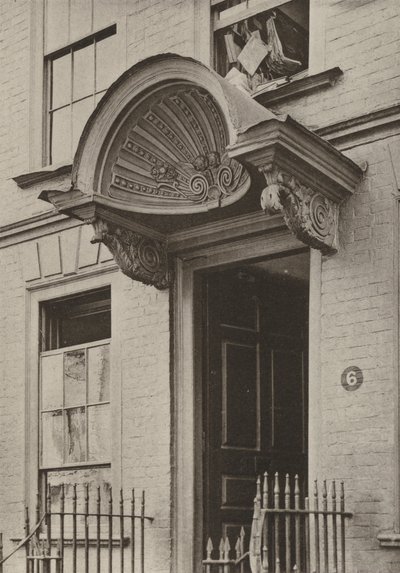 Doorway, Bristol (s/h foto) af William Galsworthy Davie