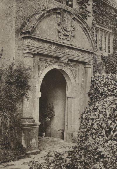 Doorway, The Manor, Upper Swell, Gloucestershire (s/h-billede) af William Galsworthy Davie