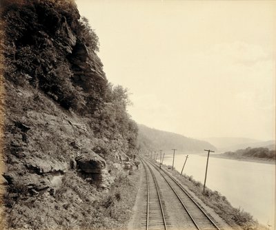 Cathedral Rocks, Susquehanna-floden nær Meshoppen, for Lehigh Valley Railroad af William H. Rau