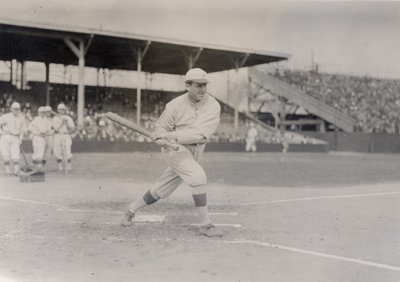 Mike Donlin, Pittsburgh Pirates outfielder, tager et træningssving af William H. Trefts Jr.