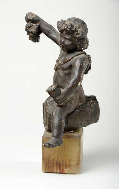 Cherub på et vinfad (malet gips) af William Hamo Thornycroft