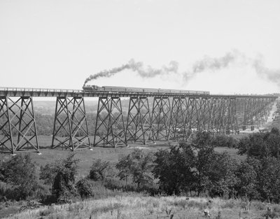 Jernbanebroen over Des Moines-floden, ca. 1900 (s/h-foto) af William Henry Jackson