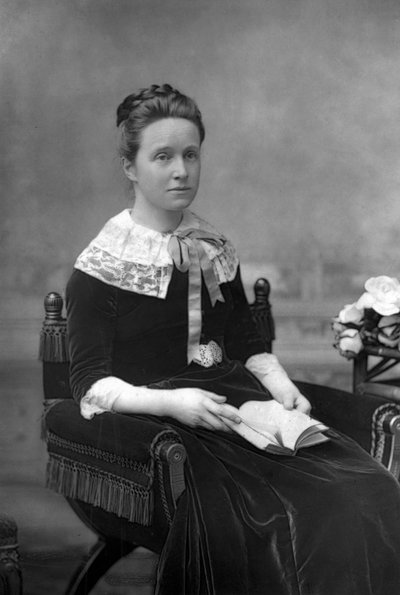 Fru Henry Fawcett, 1890. af William and Daniel Downey