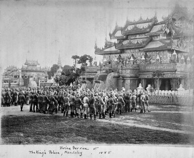 ?Gudstjeneste ved Kongens Palads, Mandalay, 1885?. af Willoughby Wallace Hooper