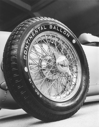 Forhjulet på en Auto-Union-racerbil fra 1911, ca. 1934-1935 af Zoltan Glass