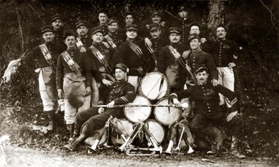 Fanfare af det 122. franske infanteriregiment under Første Verdenskrig 14-18 (s/h foto) af . .