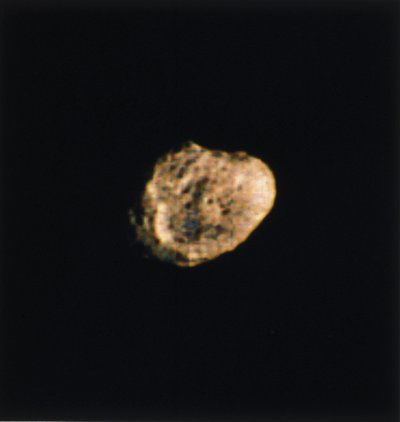 Hyperion, en af Saturns måner, fotograferet af Voyager 2 af Ferdinand Georg Waldmuller