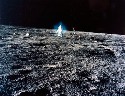 Bemandet rumflyvning, USA, Apollo 12 Apollo 12 astronaut på Månen af Ferdinand Georg Waldmuller