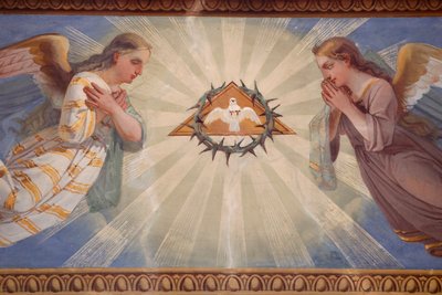 Rumilly kirke. Vægmaling. Engle og Helligånd. Frankrig. af . .