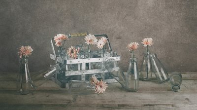Vintage blomsterflasker af chenyi wang
