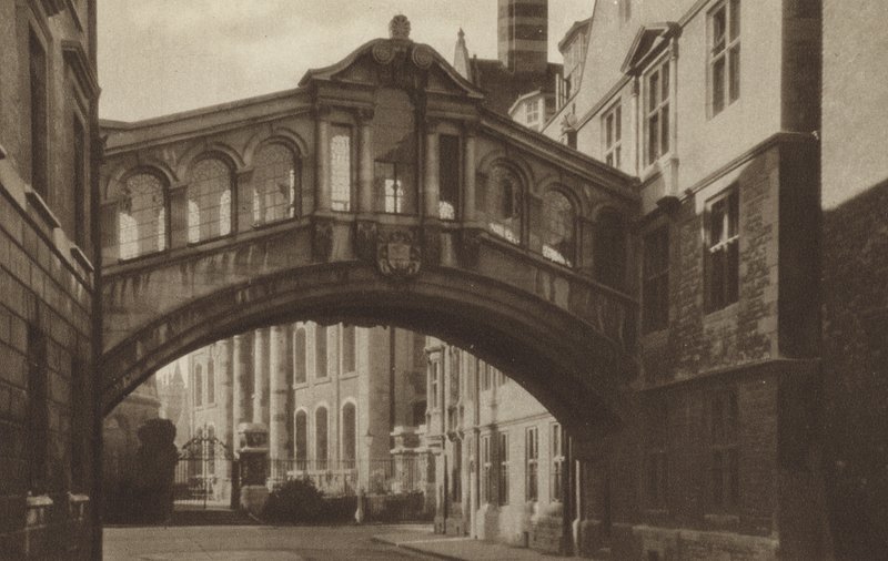Hertford College, The Bridge (s/h foto) af (after) English photographer