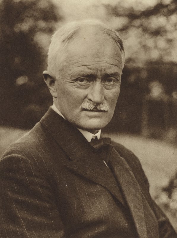 John Masefield, engelsk digter (s/h foto) af (after) English photographer