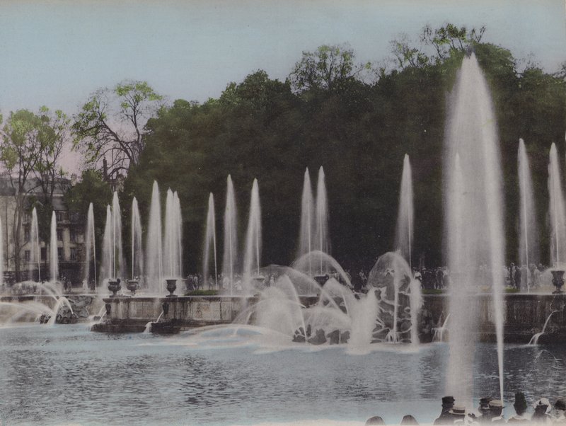 Bassin de Neptun, Neptuns bassin (farvet foto) af (after) French Photographer