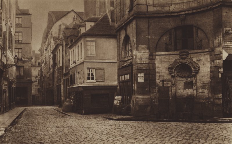 Erfurth korsvej og springvand i 1866, nær Saint-Germain-des-Pres (s/h foto) af (after) French Photographer