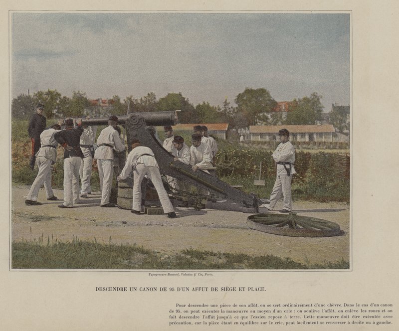 Sænkning af en Canon de 95 fra en Affut de Siege et Place (farvet foto) af (after) French Photographer