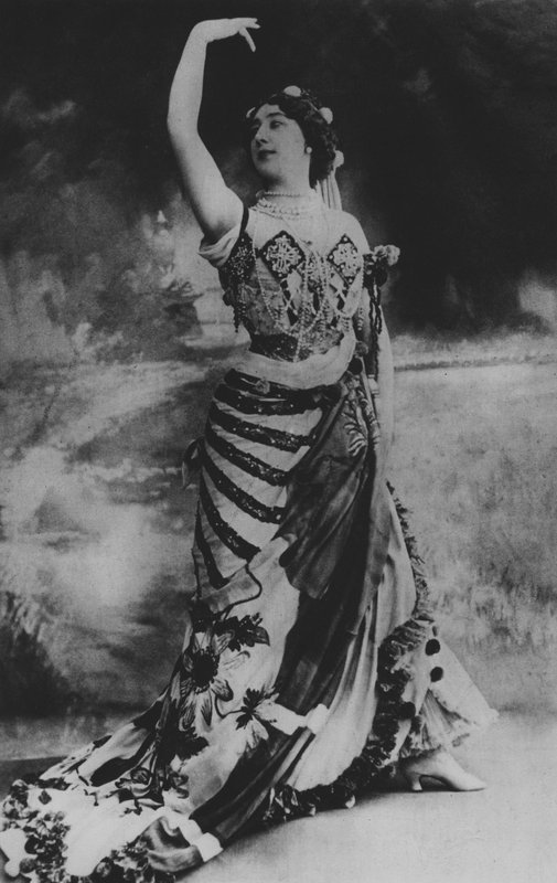 La Belle Otero (s/h foto) af (after) French Photographer