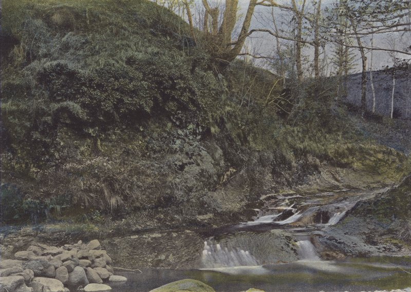Cere-dalen, nær Vic-sur-Cere (farvet foto) af (after) French Photographer