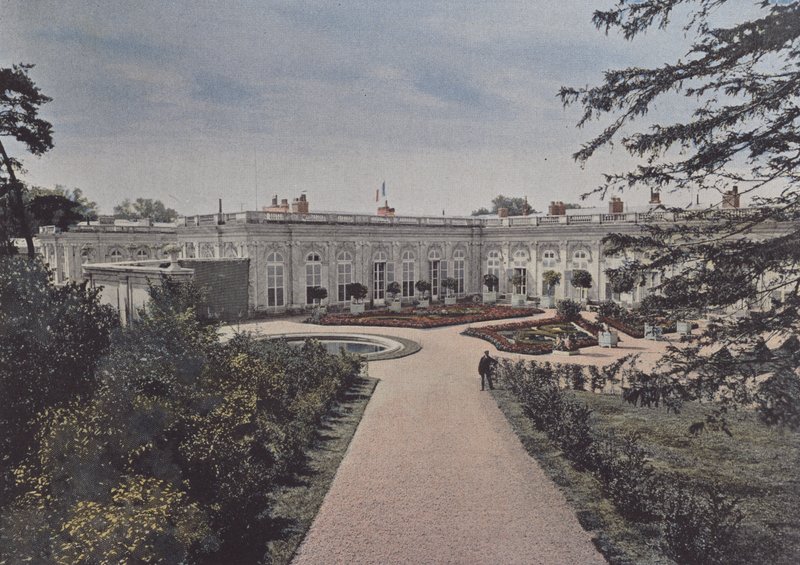 The Grand Trianon Oversigt (farvet foto) af (after) French Photographer