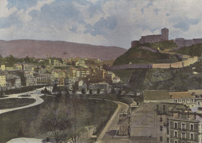 Lourdes, generel visning (farvet foto) af (after) French Photographer