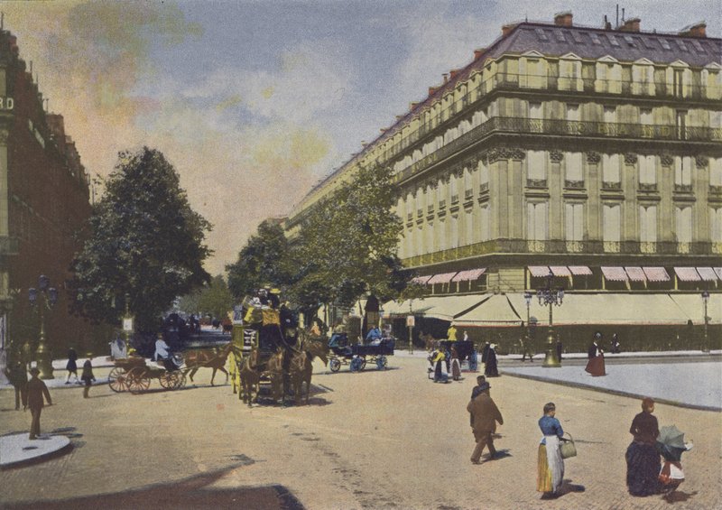 Paris, Les Boulevards (farvet foto) af (after) French Photographer
