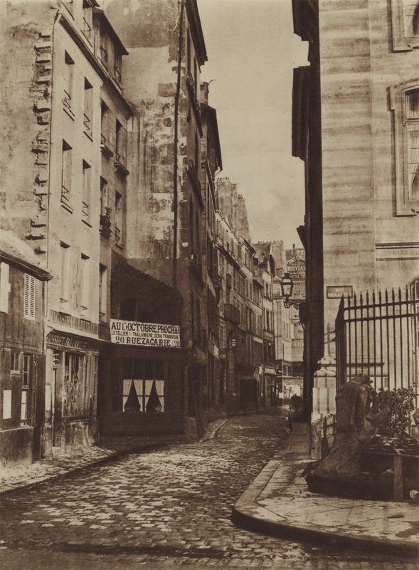 Rue Saint-Christophe i 1865, taget fra rue de la Cite (s/h foto) af (after) French Photographer