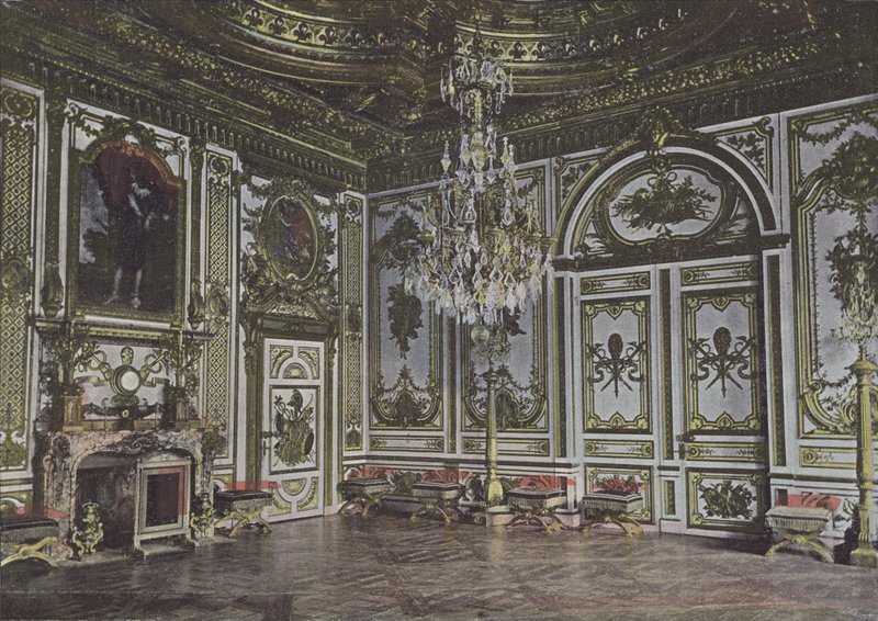 Salon Louis XIII, kaldet Salle du Trone (farvet foto) af (after) French Photographer