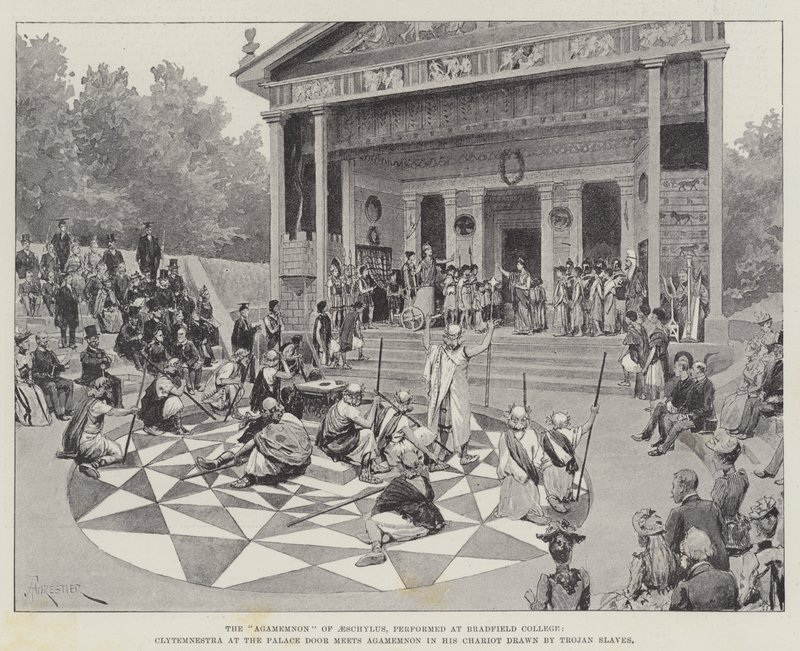 "Agamemnon" af Aeschylus, opført på Bradfield College, Clytemnestra ved paladsdøren møder Agamemnon i sin vogn tegnet af sine trojanske slaver (litho) af Amedee (after) Forestier