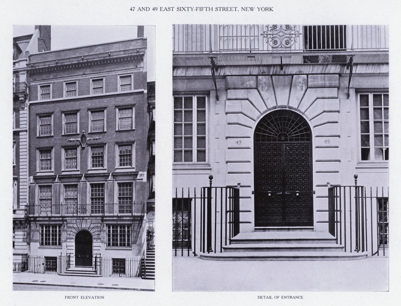 Charles A Platt: 47 og 49 East Sixty-Fifth Street, New York, Front Elevation, Detail of Entrance (s/h foto) af American Photographer (after)