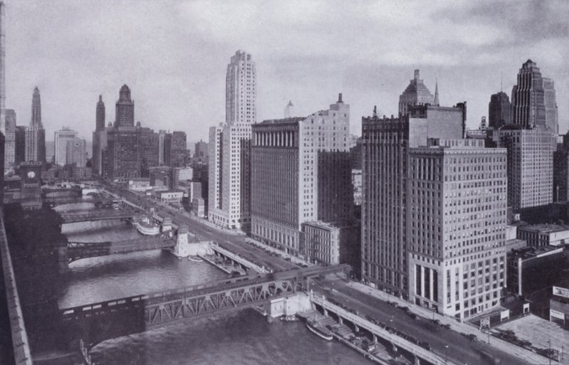 Chicago: Wacker Drive og Chicago River Bridges (s/h foto) af American Photographer (after)