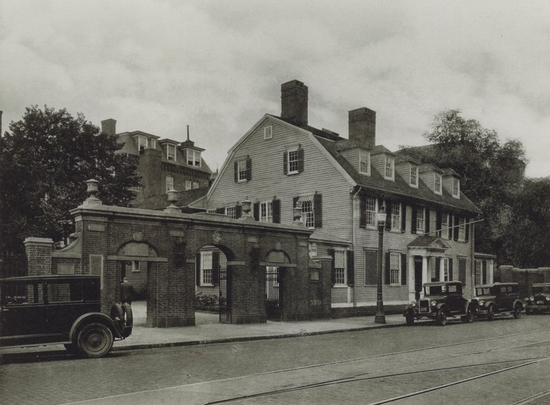 Harvard University: Class of 1857 Gate, Wadsworth House (s/h-billede) af American Photographer (after)