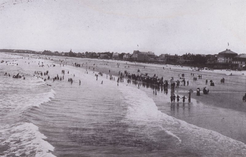 Old Orchard Beach, Maine: Old Orchard Beach (s/h foto) af American Photographer (after)