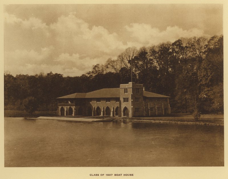 Princeton University: Class of 1887 Boat House (s/h-billede) af American Photographer (after)