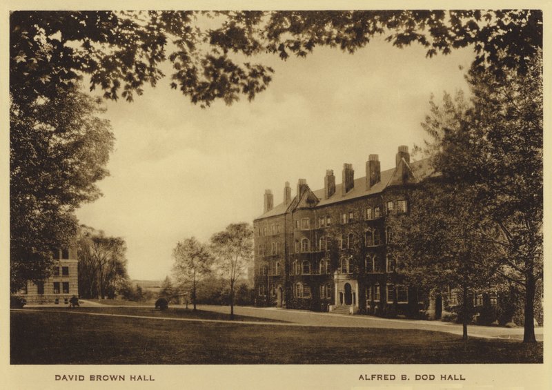 Princeton University: David Brown Hall; Alfred B Dod Hall (s/h foto) af American Photographer (after)