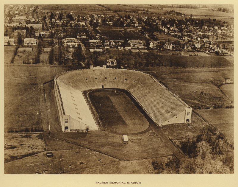 Princeton University: Palmer Memorial Stadium (s/h foto) af American Photographer (after)
