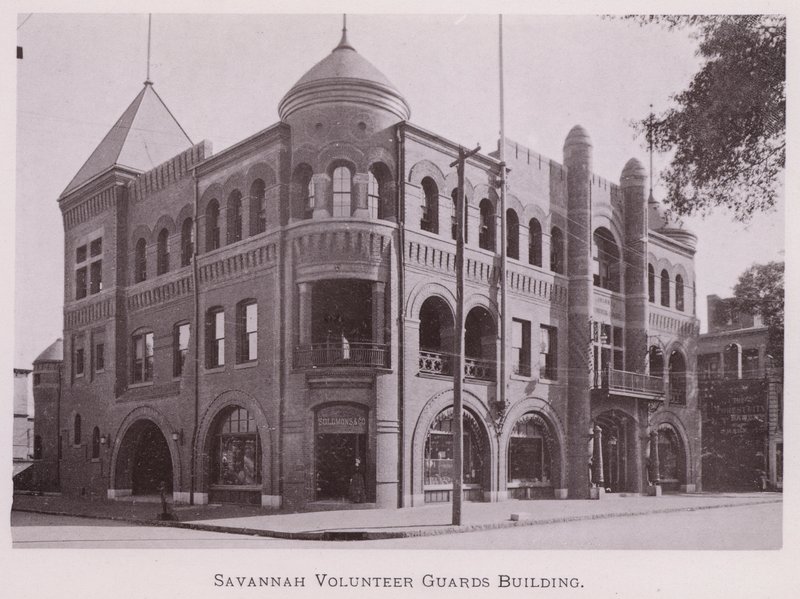 Savannah Volunteer Guards Building (s/h-billede) af American Photographer (after)