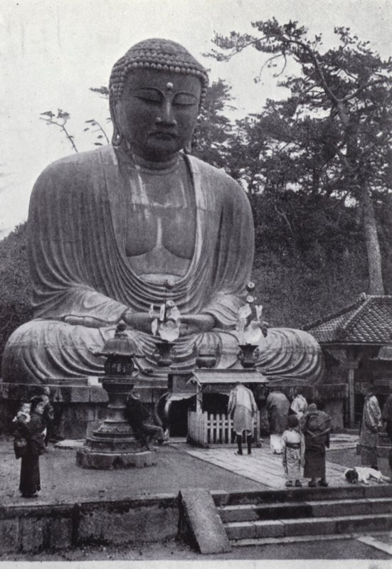 Den Store Bronze Buddha, æret i seks århundreder (s/h foto) af American Photographer (after)