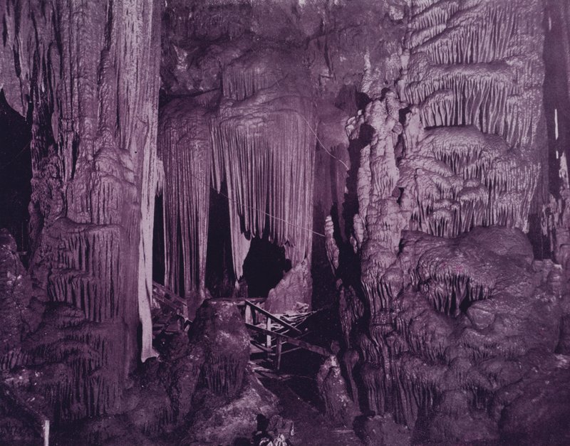 Saracens telt, Luray Caverns, Virginia (s/h-billede) af American Photographer (after)