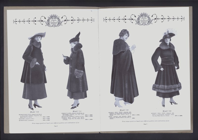 Opslag på to sider fra The Theatre of Fur Fashion (s/h-billede) af American Photographer (after)